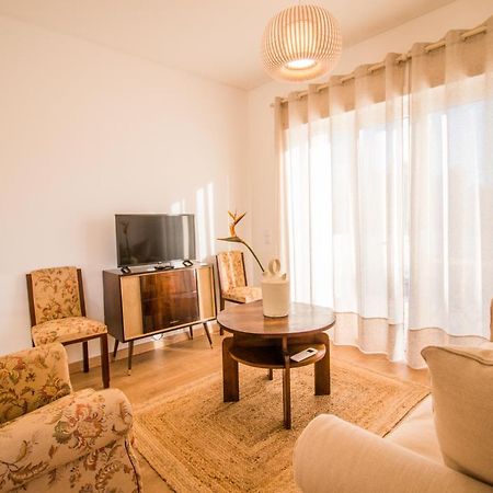 188 Apartments - Estrelicia - Pool And Balcony Cascais Esterno foto