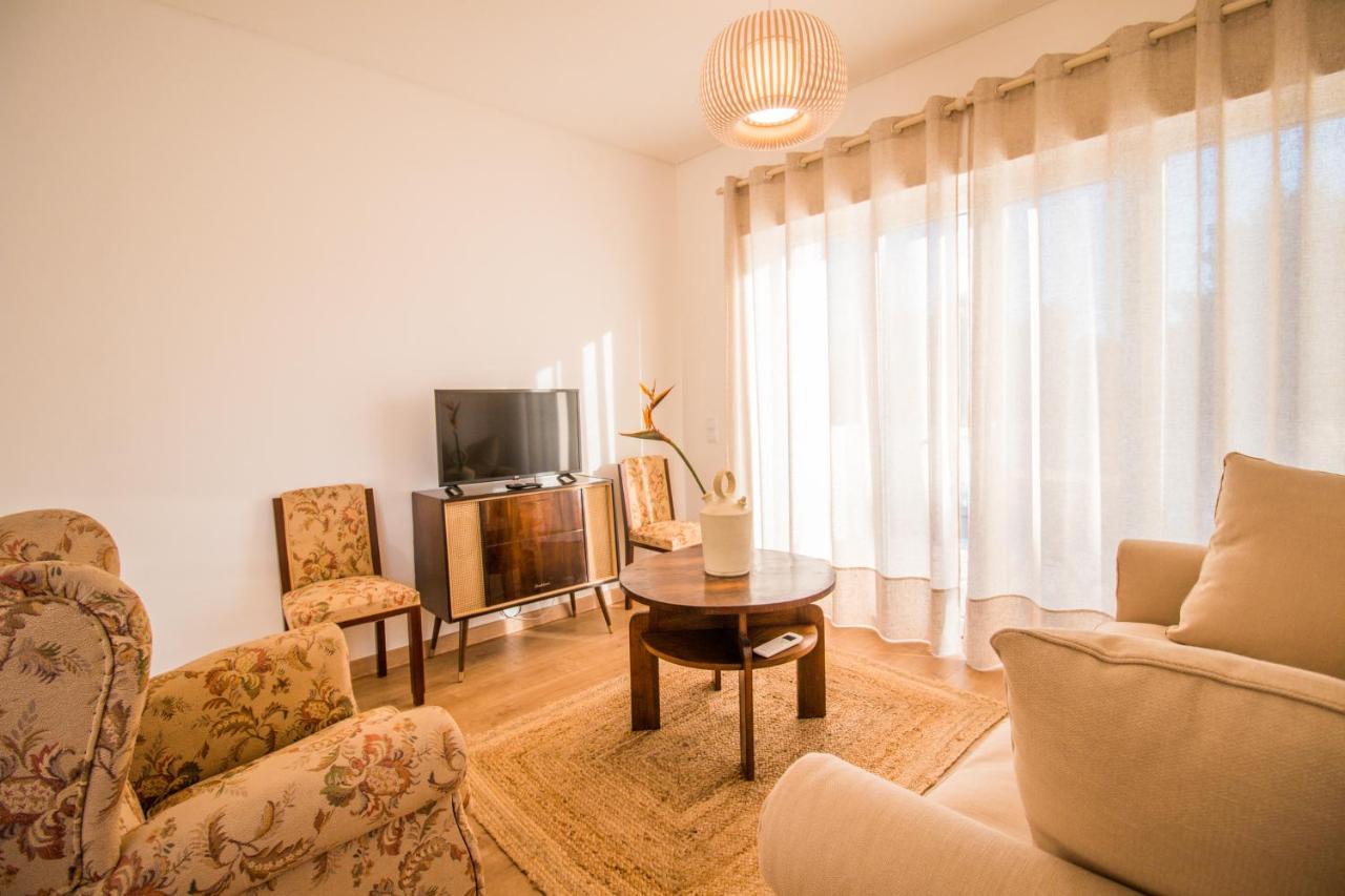 188 Apartments - Estrelicia - Pool And Balcony Cascais Esterno foto