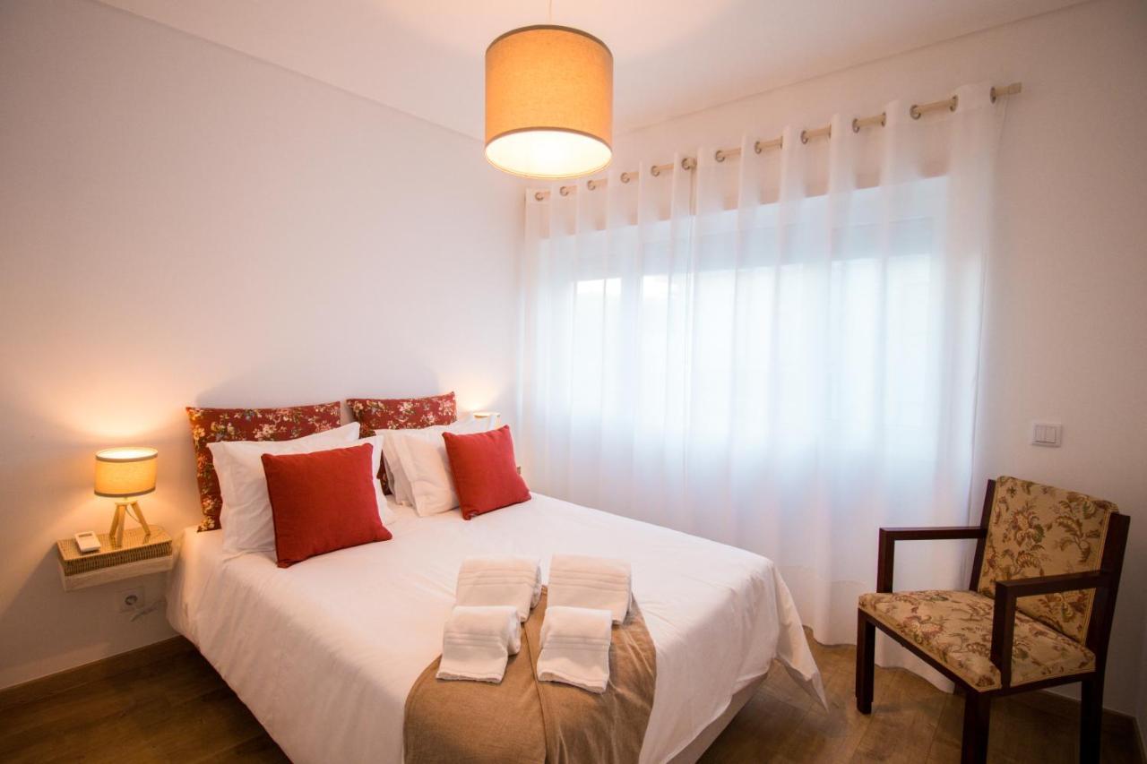188 Apartments - Estrelicia - Pool And Balcony Cascais Esterno foto
