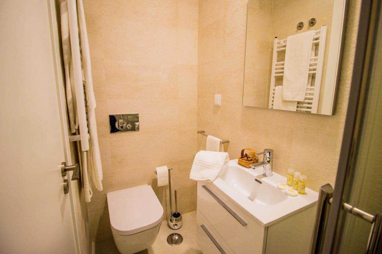 188 Apartments - Estrelicia - Pool And Balcony Cascais Esterno foto