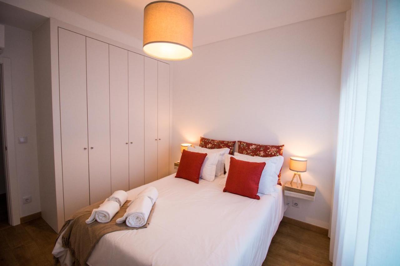 188 Apartments - Estrelicia - Pool And Balcony Cascais Esterno foto
